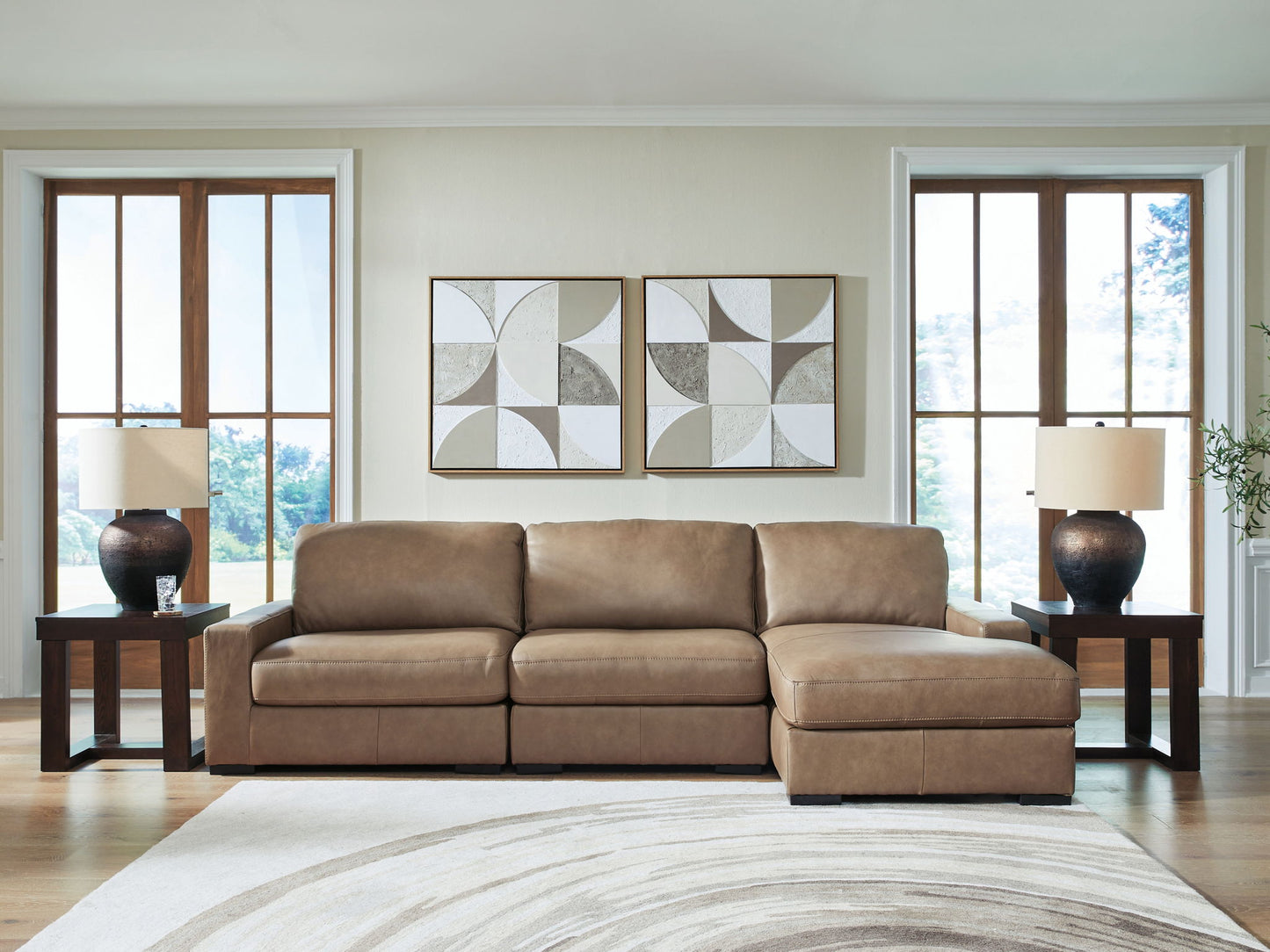 Veronella - Sectional